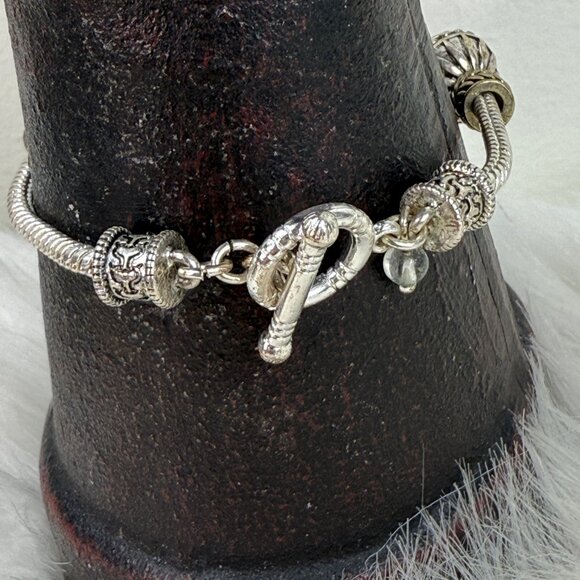 Silver Tone Slide Bead Bracelet Toggle Clasp 7.5" - Picture 2 of 5